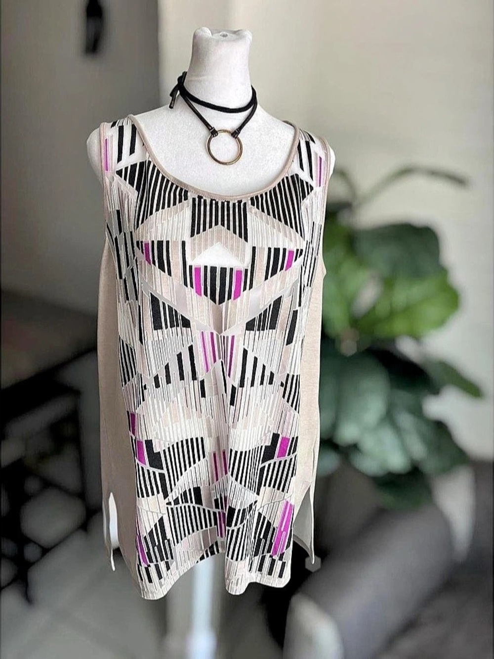 Worthington XL Geometric Sheer Panel Sleeveless Tunic Top - Picture 2 of 8